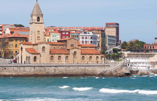 Balade en jet ski à Gijón - Photo 1