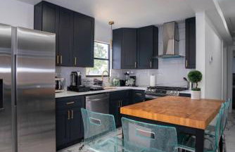 Stylish~Renovated 4Br/2BAT 3MinAirport 10MinDowtn - Foto 34