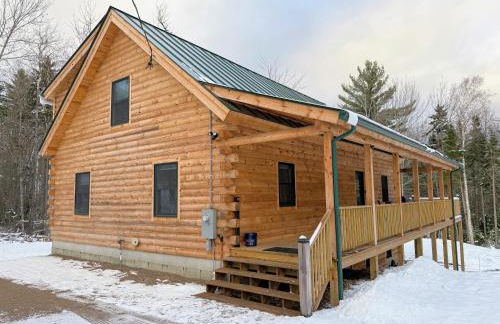 2S New log cabin in Bethlehem - privacy, firepit, great location! - Photo 3