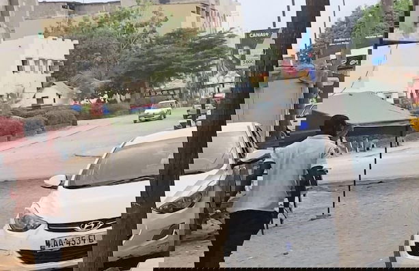 Parcelles Assainies - Photo 19