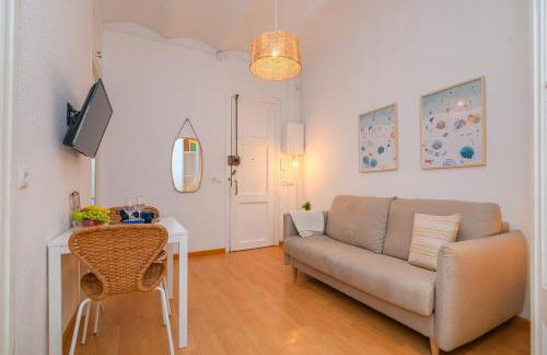 Playa a pie y a 15 minutos de Ramblas y Plaza Catalunya en metro - Foto 50