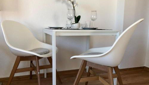 Ferienwohnung-Mary-Poppins-mit-Balkon-zwischen-Strand-Wald-Wiese-im-Suedosten-der-Insel-Ruegen - Foto 5