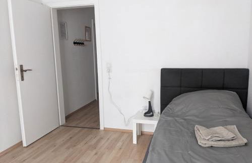 Monteurwohnung 1 Ferienwohnung Business Appartement Velbert 6 Personen - Foto 2