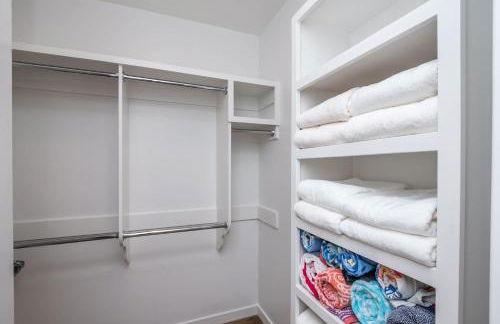 Ocean View Roof Deck - Walk to the Beach & Pier - Foto 64