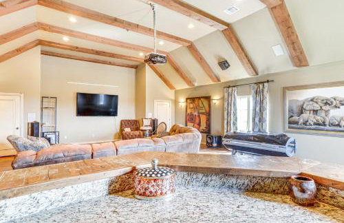 Spacious Edmond Vacation Rental with Shared Pool! - Foto 17