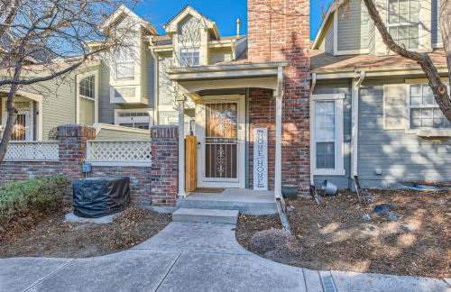 Pet Friendly Townhome WIth A Fireplace And A King Bed In Littleton - Foto 21