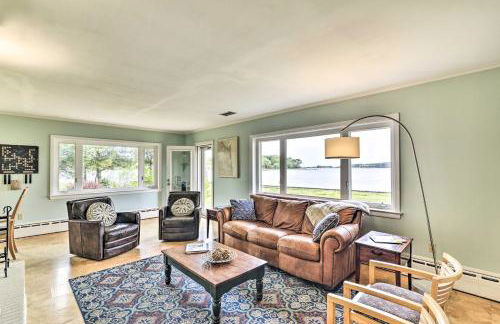 Bayfront Retreat with Game Room and Outdoor Pool! - Foto 3
