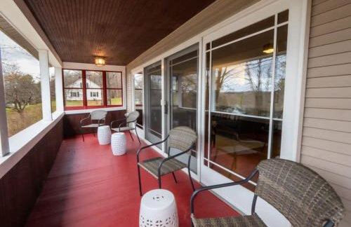 Berkshire Vacation Rentals: Centrally Located Historical Home - Foto 22