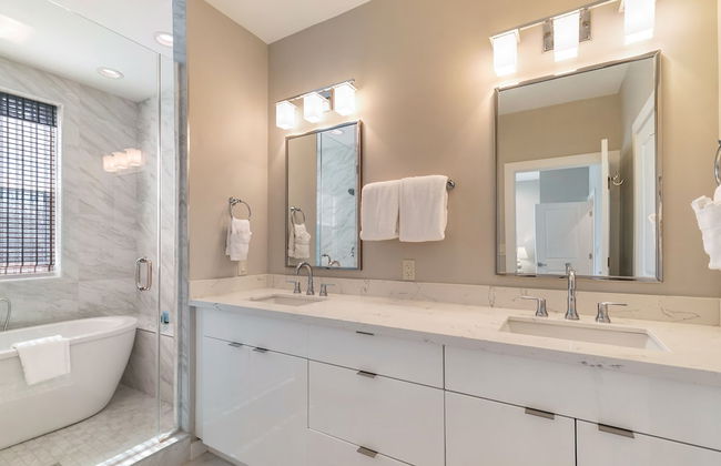 Modern 4BR Townhouse Near French Quarter - Foto 17