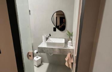 Hospedagem Confortável e Prática para viajantes e férias - Próxima à BR-101 - Foto 36