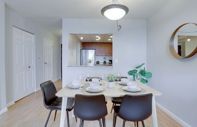 Spacious Apartment at Pentagon City - Photo 11