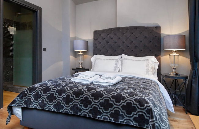 Studio w Kitchen - Photo 8