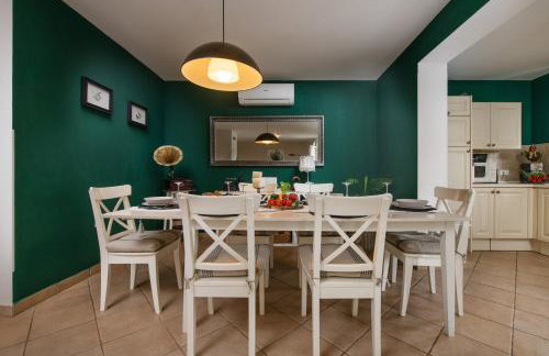 Villa Laura Krnica near Pula for 8 people - pet friendly with children playground - Foto 21