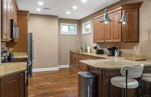 Pittsburgh Gem - 5BR - Downtown Deck View - Foto 16