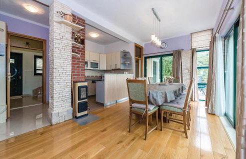 Awesome Home In Mirlovic Polje - Foto 30