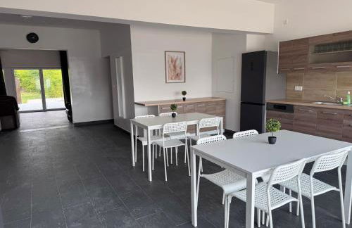 T&K Apartments - Wegberg - 4-7 room Apartments - private parking - WIFI - Fully equipped kitchen - Foto 68