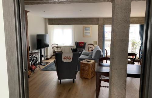 Tranquilidad junto al centro histórico - Foto 4