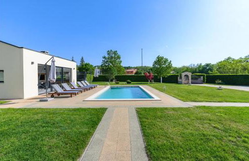 5 Bedroom Nice Home In Karojba - Foto 8