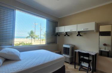 Apartamento Aconchego Frente Mar - Vila Guilhermina Praia Grande SP - Cozinha Completa - Climatizador de Ar - TV a Cabo - Wi-Fi - Photo 6