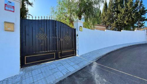 Luna House Sevilla - Photo 2