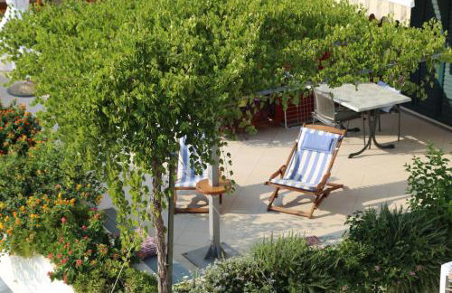 Apartments Plazibat - Photo 2