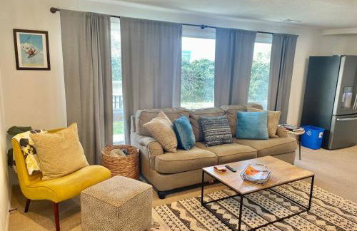 City light views getaway close to top ski resorts - Foto 8