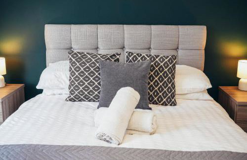 Large Apartments next to East Midlands Airport with Free Gated Parking! - Photo 16