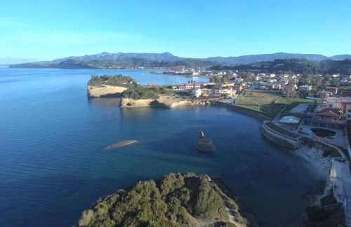 Beautiful nearby beach house with garden, private pool and large yard - Foto 48