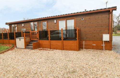 Avonal Lodge 24 - Photo 1