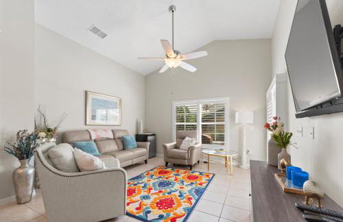 Private Oasis in Kissimmee - Pool, BBQ, Free Parking - Foto 2