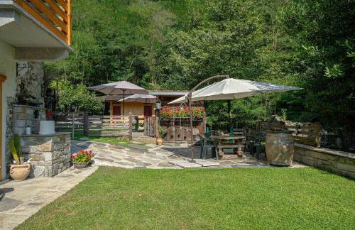 Cozy Stone Chalet Surrounded by Nature Samolaco - Foto 4