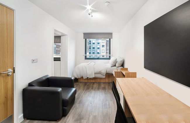 Student Only Chapter Islington in London - Photo 10