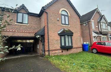 Bright 4BR Pets OK Driveway Sleeps 9 - Foto 6