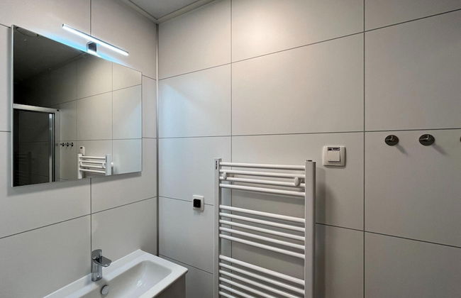 Chalet in Eindhoven Near Green Forests - Photo 10