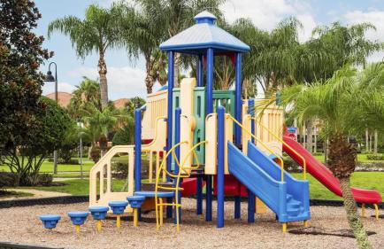 Spacious Vacation Home with Pool & Jacuzzi Near Disney - Foto 44