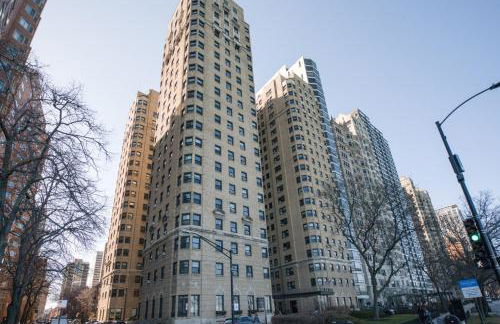 Gold Coast studio w doorman gym 2 blocks to L CHI-916 - Photo 27