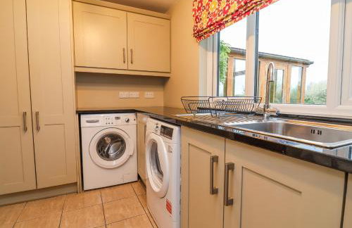 Manor Wood - Photo 23