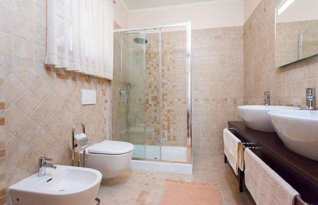 Villa Mira - Photo 15