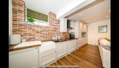 Luxury Cottage Settle - Photo 5, stove, dishwasher