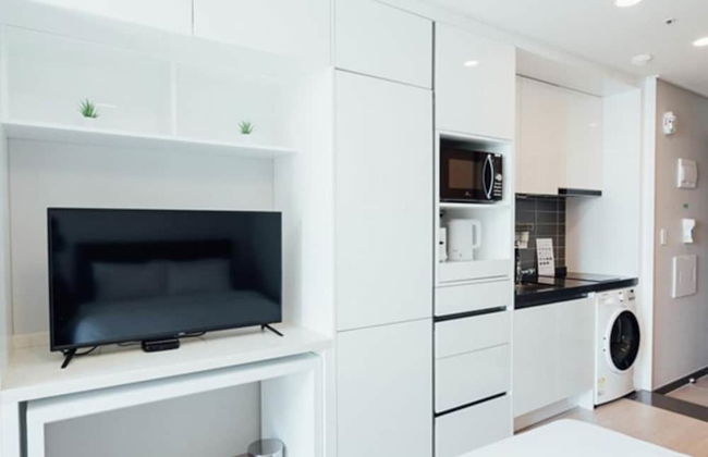 Celeb Stay Songdo - Photo 4