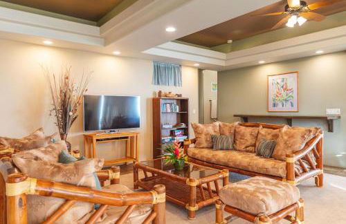 Affordable Luxury on One Acre - Foto 24