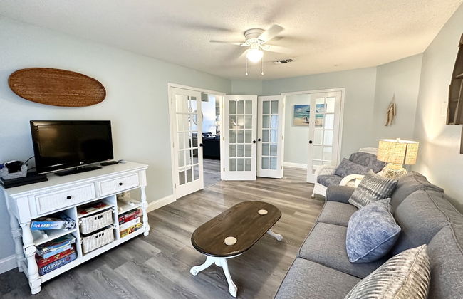 Bayou Breeze 4 Bedroom Home by RedAwning - Photo 18