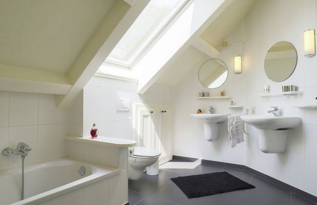 Rendeux Villa With Garden - Photo 21