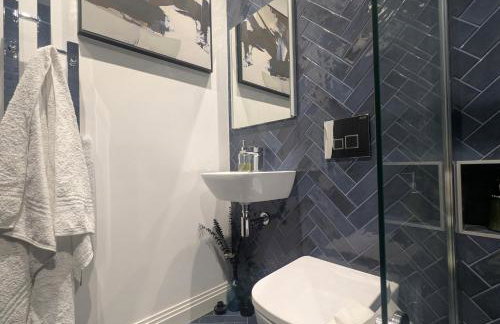 Up Shed - Modern Countryside King-size Ensuite With Own Access - Foto 17