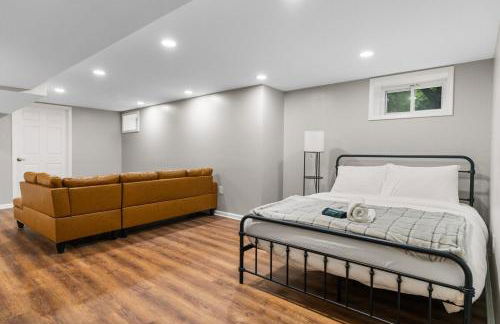 Elegant 5BR Home Sleeps 14 Minutes from DC - Russell - Foto 6