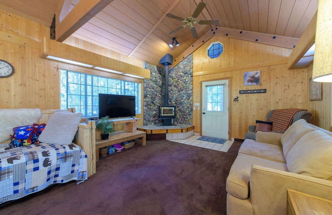 Glen Lake Cabin in the Woods - Photo 1