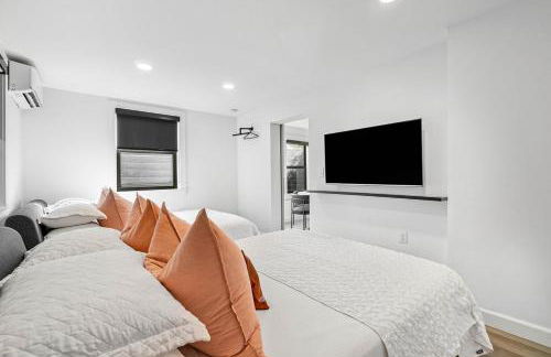 Hacienda Flamingo Unit 3 - Modern 1BR Hideaway with Double Queen Beds - Foto 10