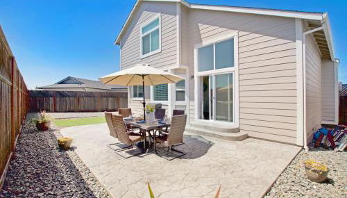 Game Night Meets Wine Country Elegance - Foto 5, sunbed