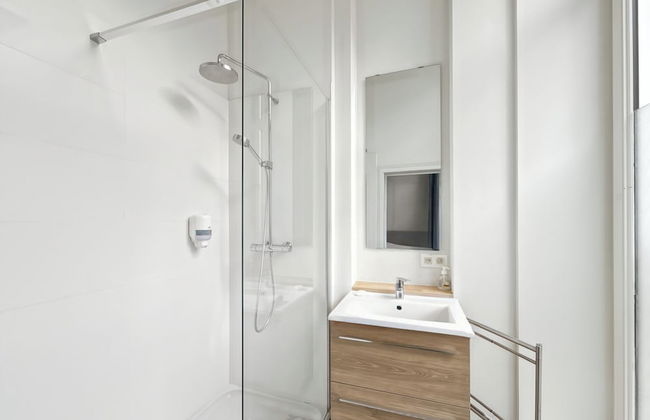 Self Check in Ixelles Apartment Retreat in the Heart of Brussels - Foto 9