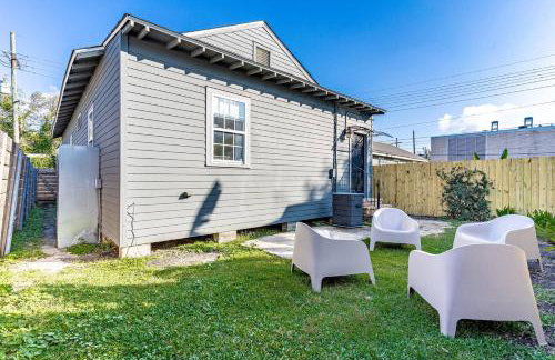 Uptown 3BR w Fenced Yard Near Magazine - Photo 24